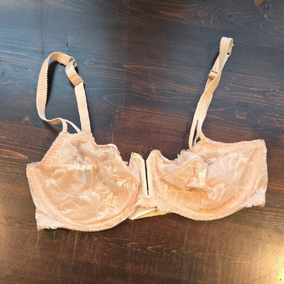 Auden Floral Lace Bra - Picture 1 of 3